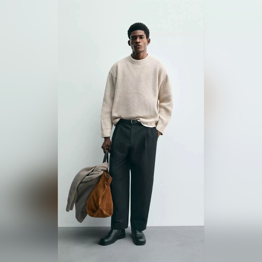 Zara Men's Cream Crewneck Sweater